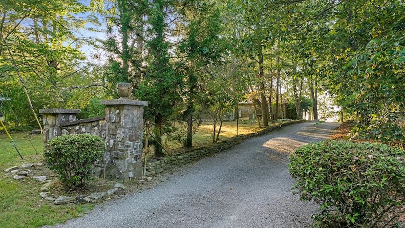 Cottages of Mentone | Cottages and Cabins Rentals in Mentone, Alabama | Best Vacation Rental | Cabins and Cottages with A Mountain View | Wedding Guest Rental, Desoto State Park, Desoto Falls, Lookout Mountain